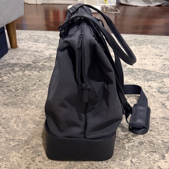 Beis Navy Mini Weekender - Picture 3 of 6